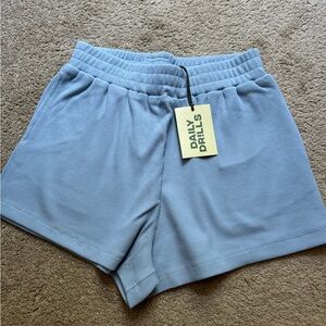 NWT Daily drills shorts